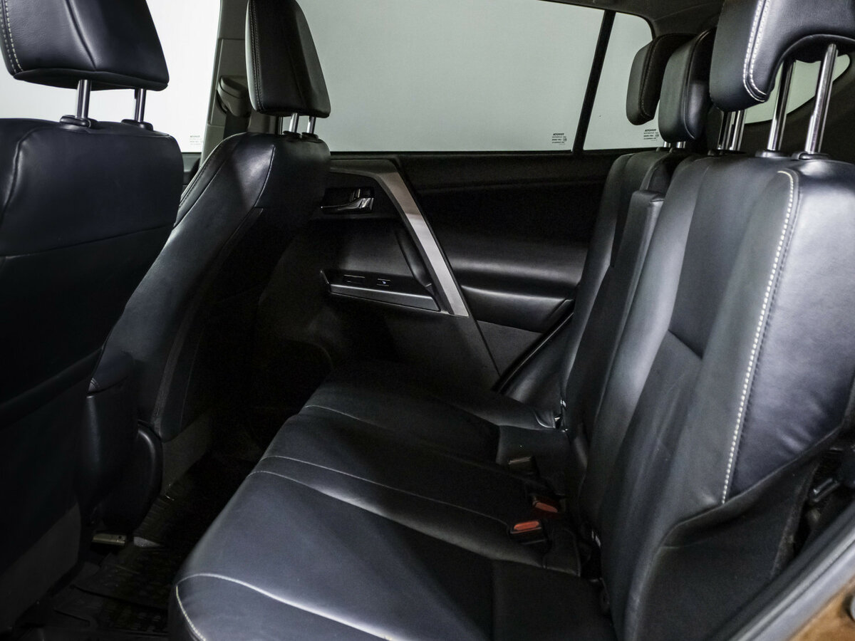 Купить Toyota RAV4 IV (XA40) Рестайлинг, 2017, 114 507 км, фото №11