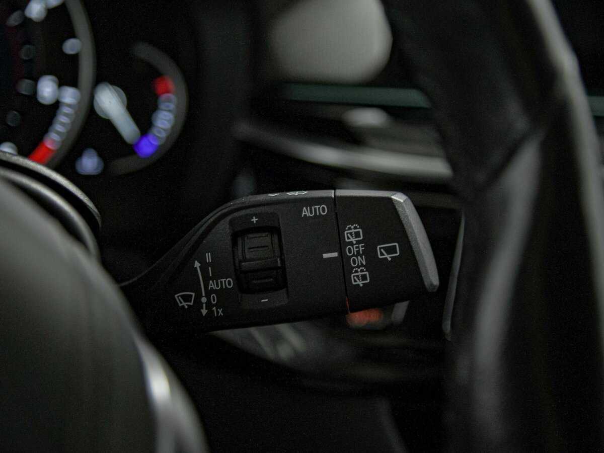 Купить BMW 5 серии 520d xDrive, 2018, 139 124 км, фото №9