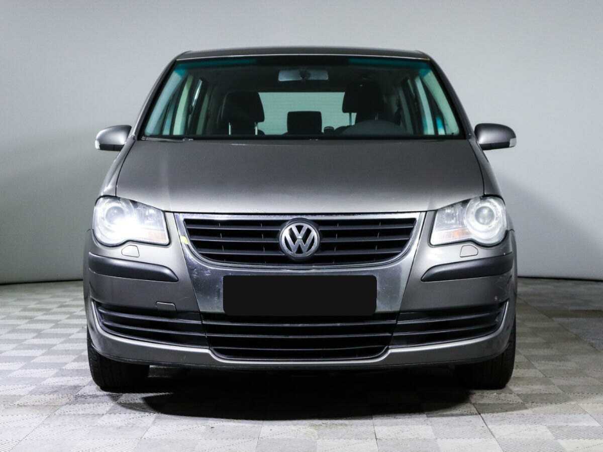 Купить Volkswagen Touran, 2008, 218 624 км, фото №2