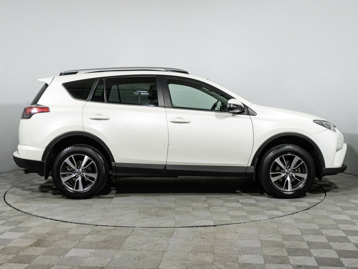 Купить Toyota RAV4 IV (XA40) Рестайлинг, 2017, 164 000 км, фото №4