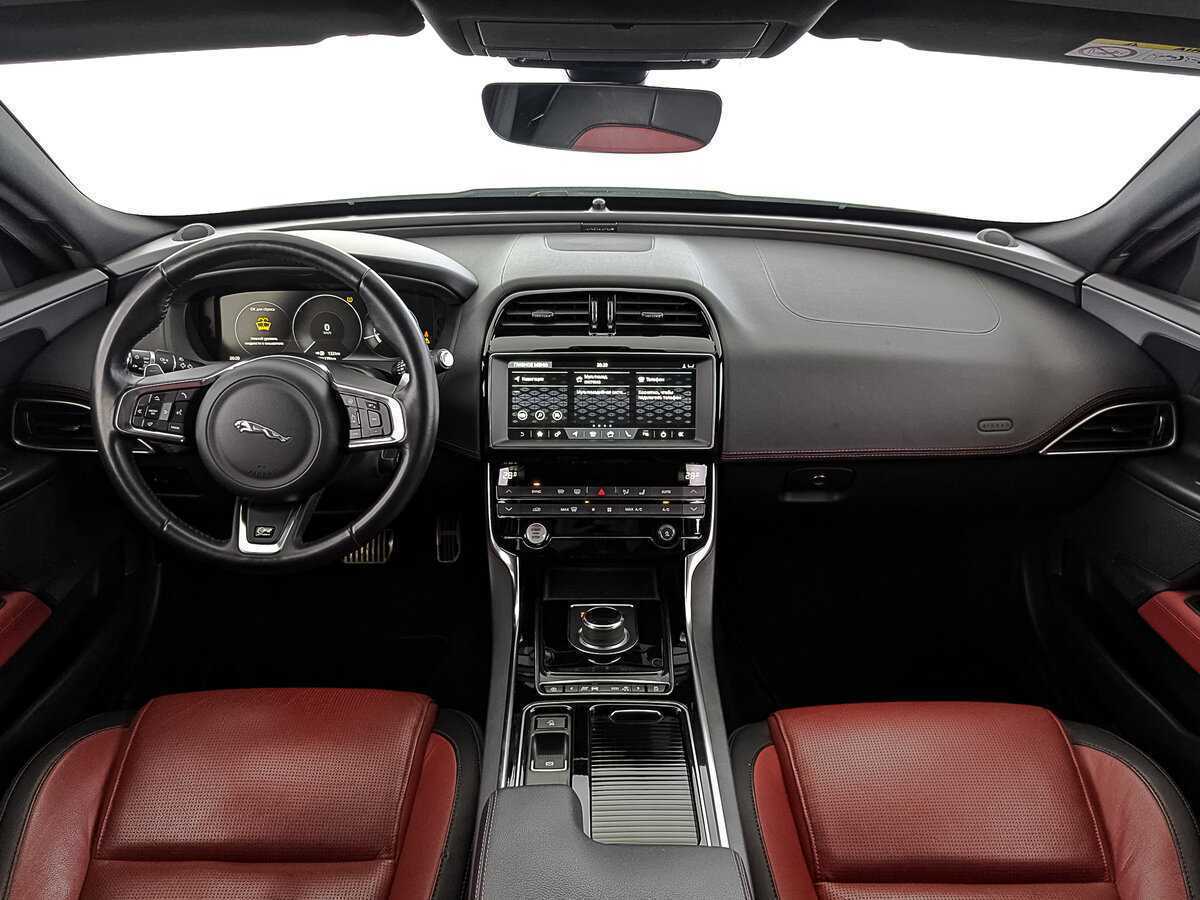 Купить Jaguar XE, 2019, 81 100 км, фото №13