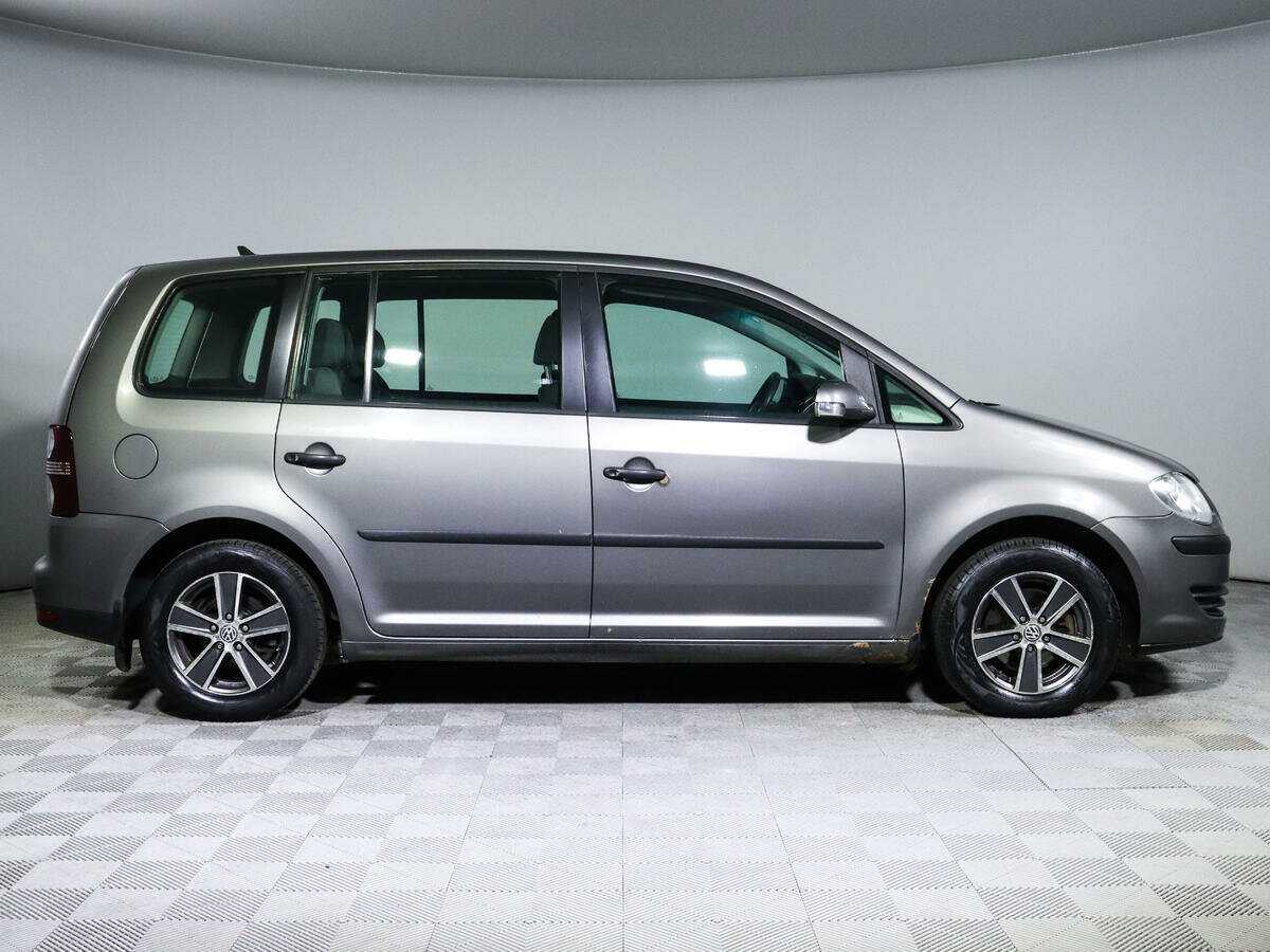 Купить Volkswagen Touran, 2008, 218 624 км, фото №4