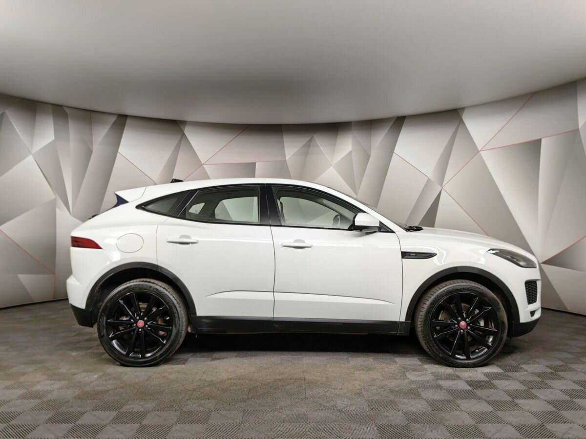 Купить Jaguar E-Pace, 2018, 145 886 км, фото №6