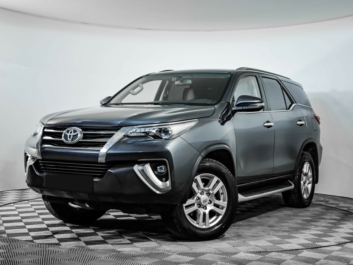 Купить Toyota Fortuner II, 2017, 126 805 км, фото №1