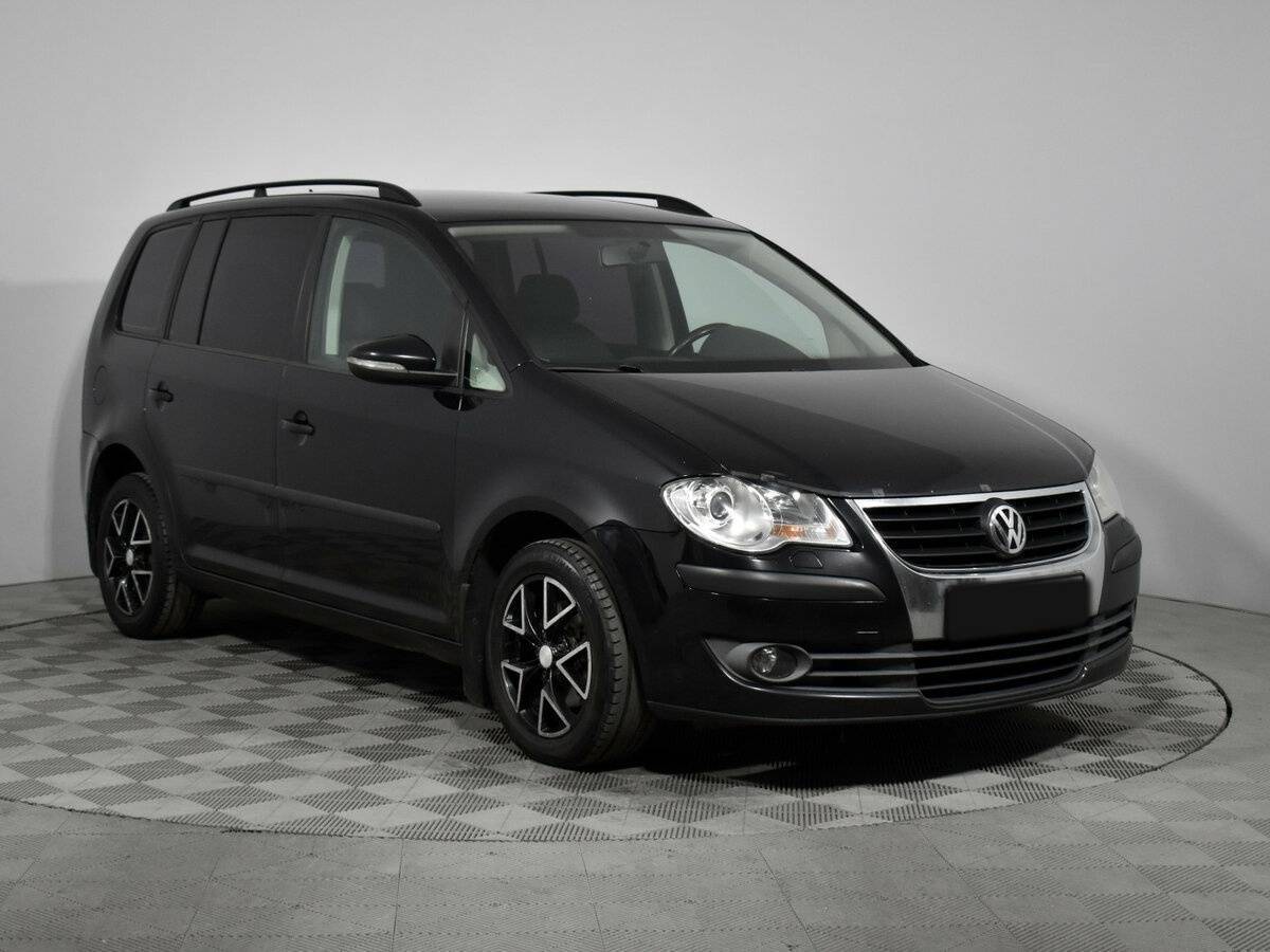 Купить Volkswagen Touran, 2010, 215 585 км, фото №3