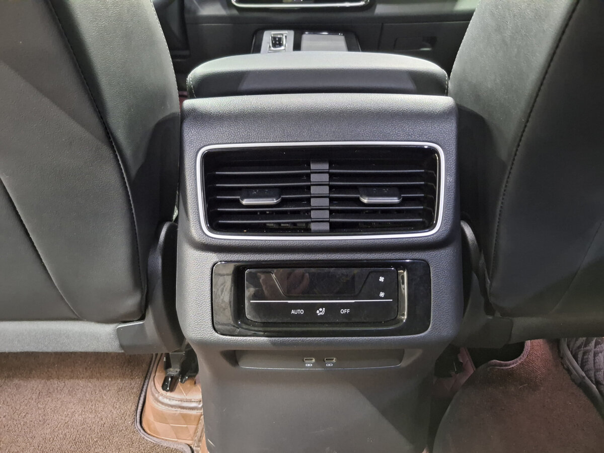 Купить Volkswagen Tavendor, 2023, 145 км, фото №19