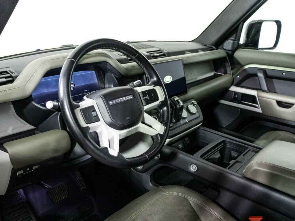Купить Land Rover Defender 110, 2021, 42 309 км, фото №11