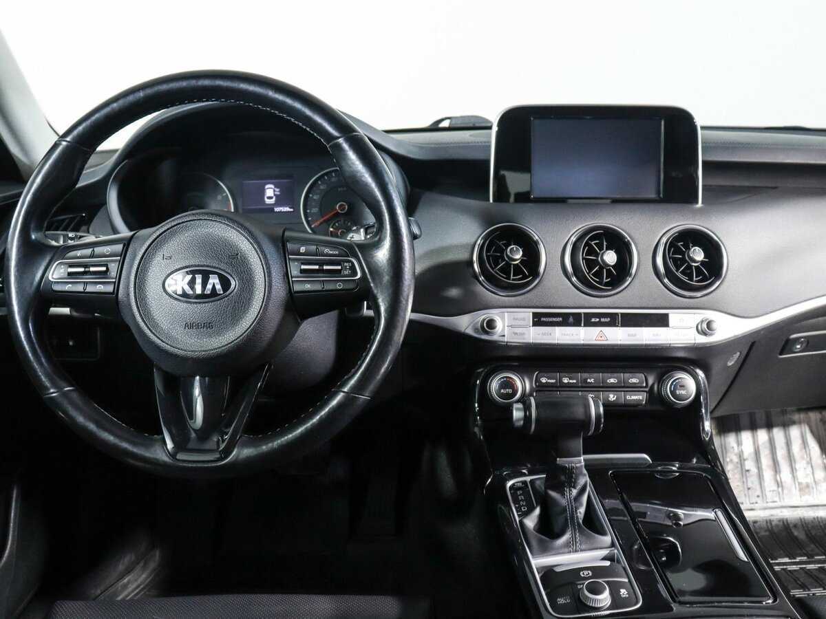 Купить Kia Stinger, 2018, 107 000 км, фото №10