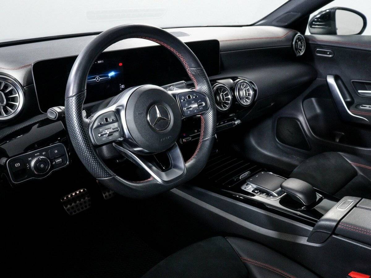 Купить Mercedes-Benz CLA 200, 2019, 31 090 км, фото №11
