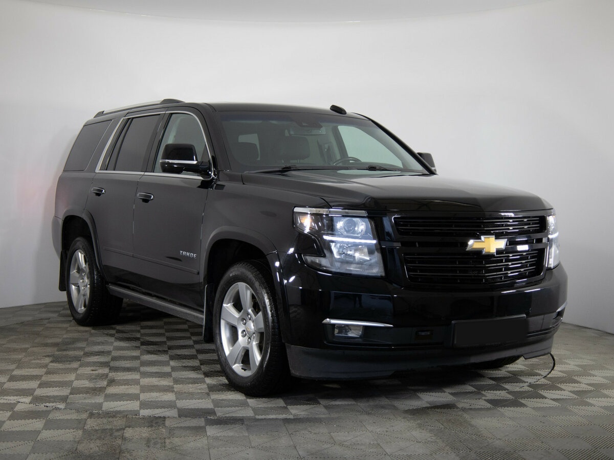 Купить Chevrolet Tahoe IV, 2019, 121 100 км, фото №4