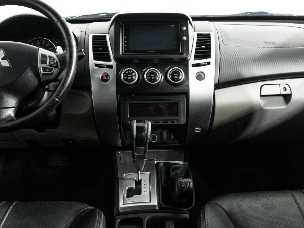Купить Mitsubishi Pajero Sport, 2012, 291 000 км, фото №14