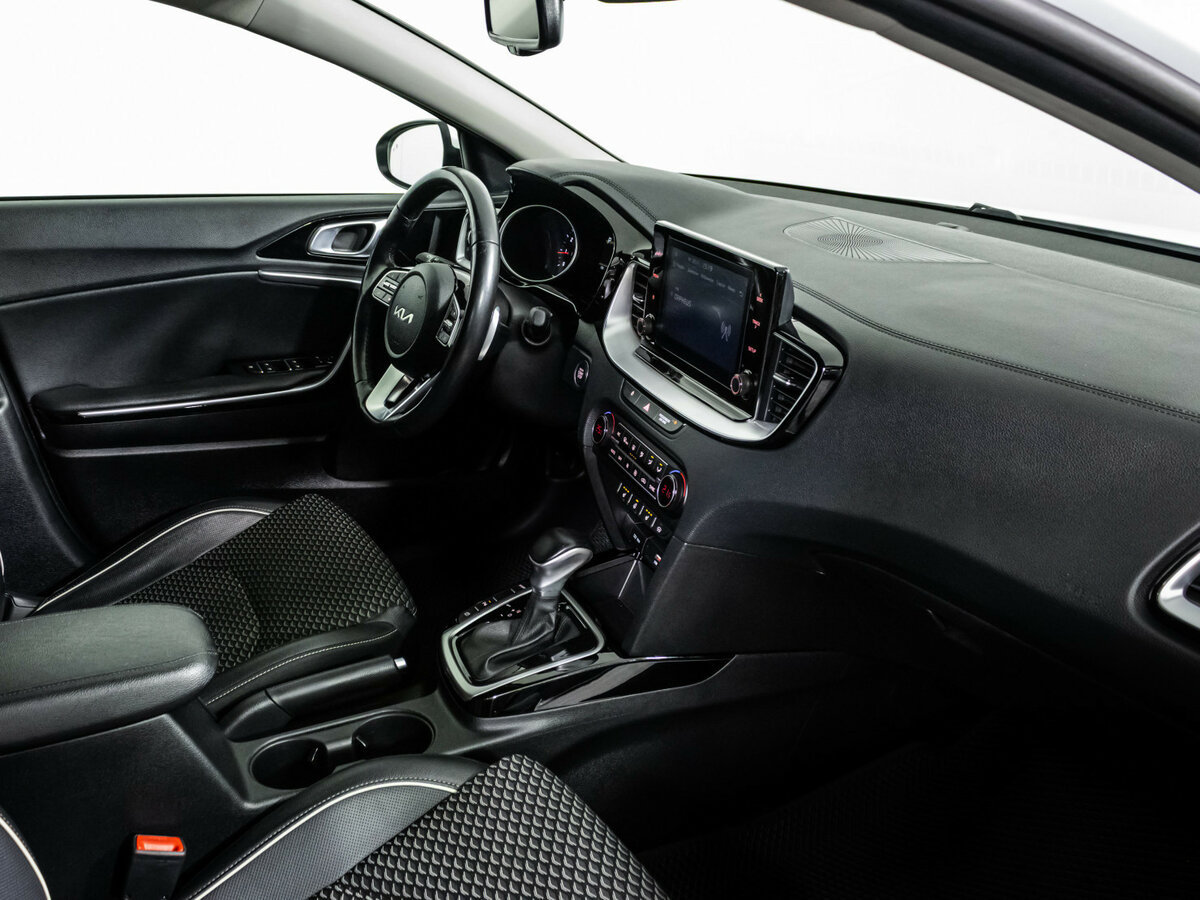 Купить Kia Ceed III Рестайлинг, 2022, 80 587 км, фото №7