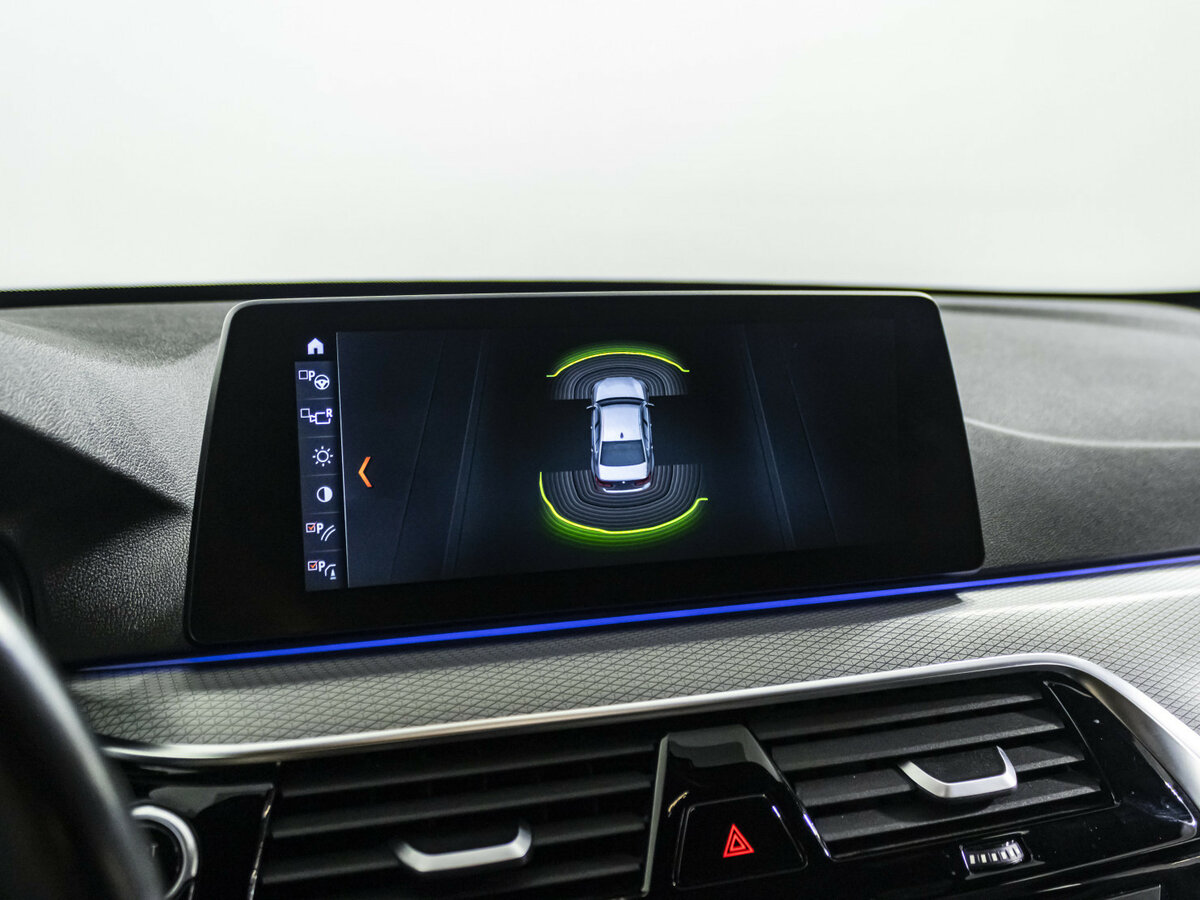 Купить BMW 5 серии 520d xDrive VII (G30/G31/G38), 2018, 122 230 км, фото №17