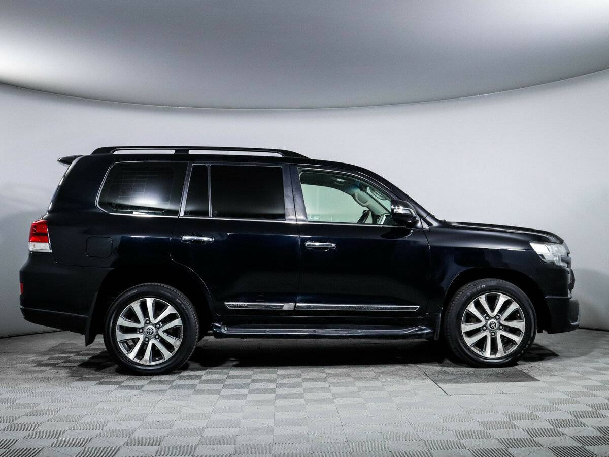 Купить Toyota Land Cruiser 200 Series Рестайлинг 2, 2016, 227 536 км, фото №4