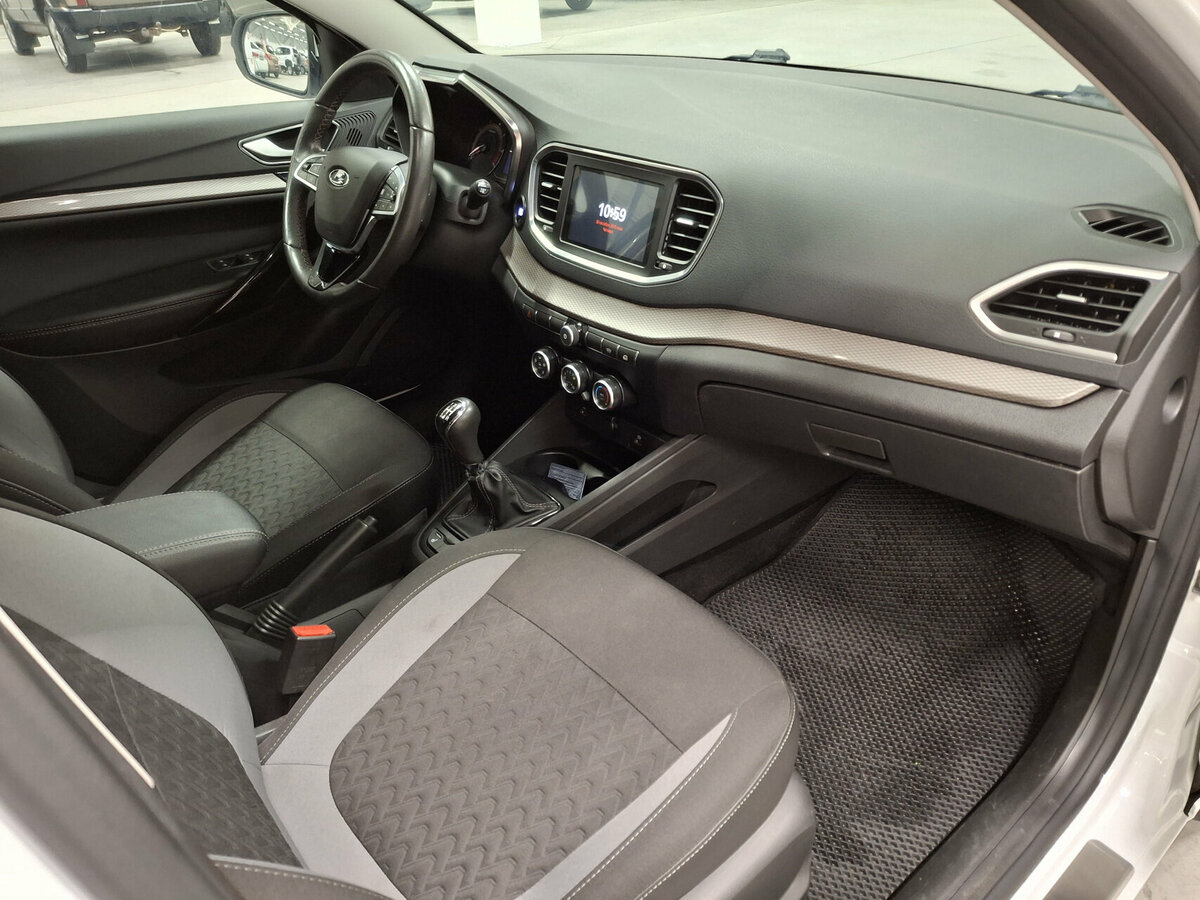 Купить Lada (ВАЗ) Vesta I Рестайлинг (NG), 2023, 80 931 км, фото №11