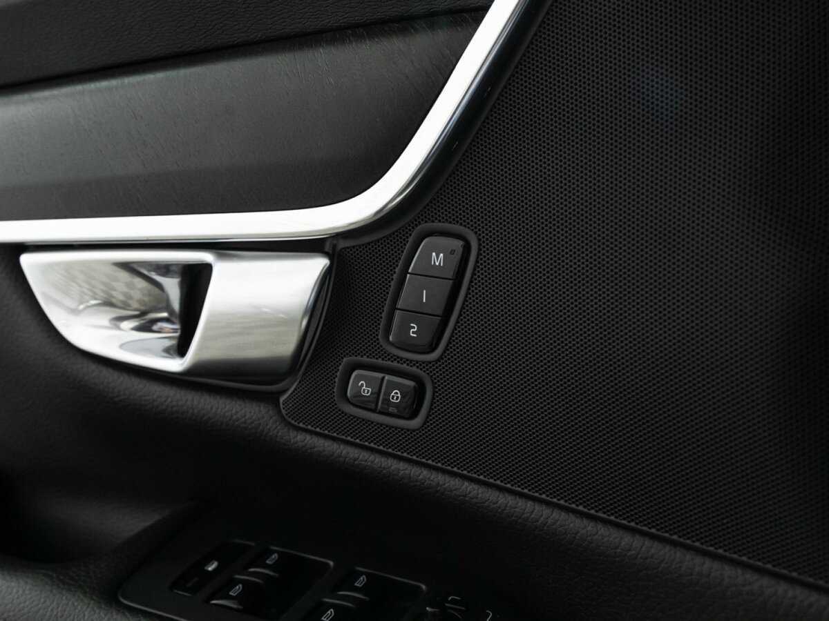 Купить Volvo V90 Cross Country, 2017, 290 416 км, фото №18