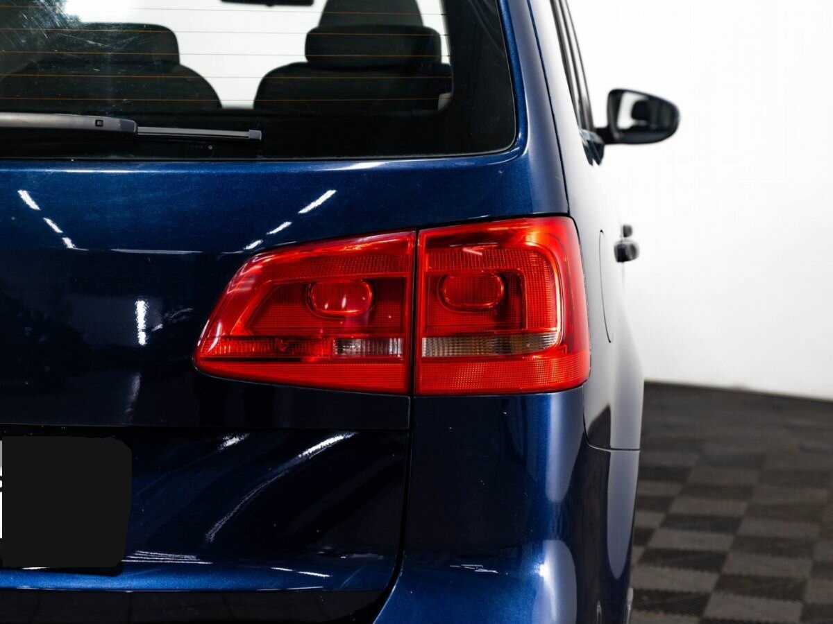 Купить Volkswagen Touran, 2012, 178 001 км, фото №7