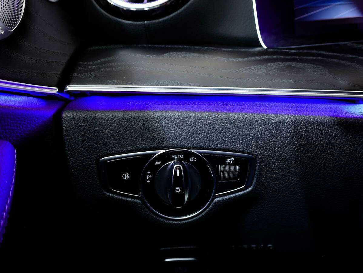 Купить Mercedes-Benz E-Класс 200, 2019, 35 589 км, фото №19