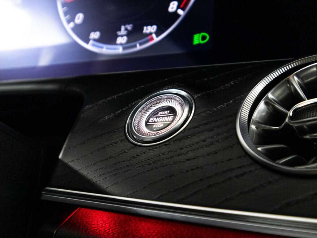 Купить Mercedes-Benz E-Класс 200, 2017, 85 000 км, фото №24