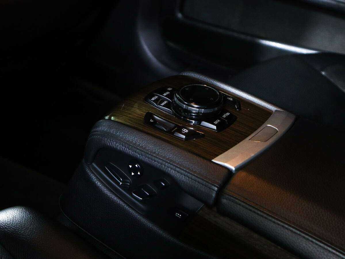 Купить BMW 7 серии Long 740Li xDrive, 2013, 176 593 км, фото №19