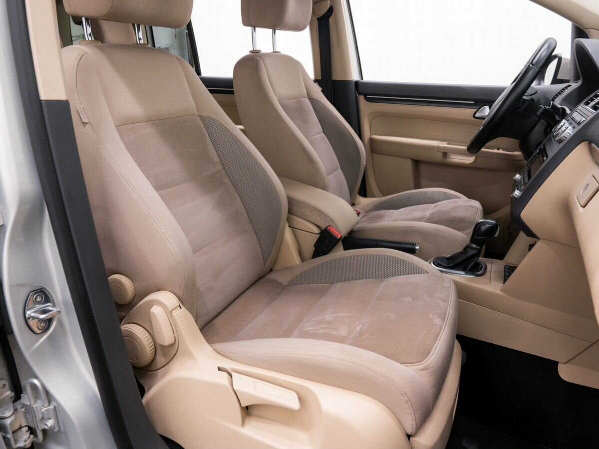 Купить Volkswagen Touran, 2013, 256 000 км, фото №8