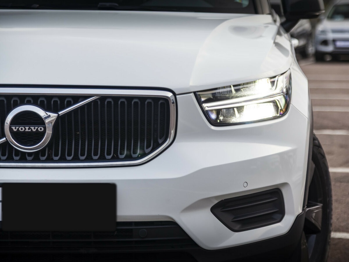 Купить Volvo XC40 I, 2019, 72 895 км, фото №2