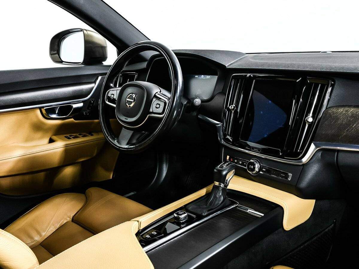 Купить Volvo V90 Cross Country, 2017, 128 222 км, фото №9