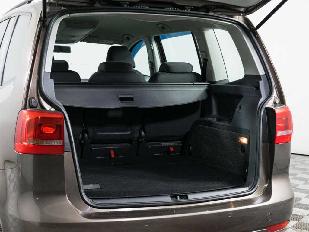 Купить Volkswagen Touran, 2011, 160 547 км, фото №7