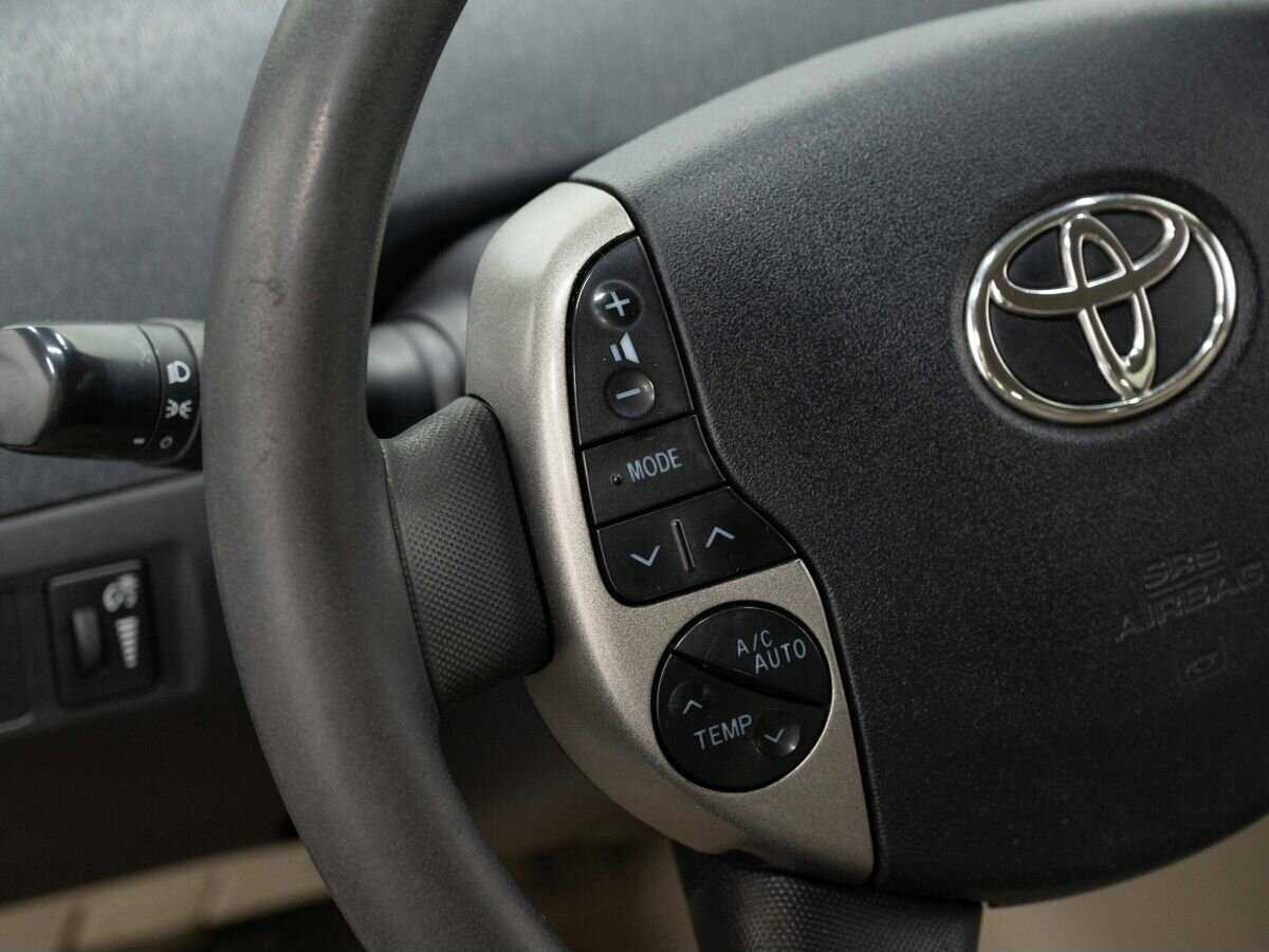 Купить Toyota Prius, 2008, 250 400 км, фото №15