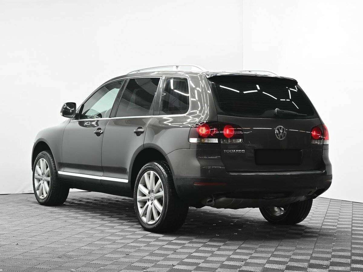 Купить Volkswagen Touareg, 2010, 174 000 км, фото №3
