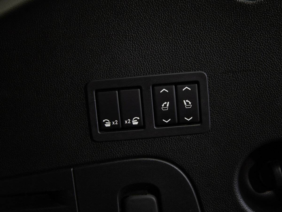 Купить Chevrolet Tahoe IV, 2019, 121 100 км, фото №3