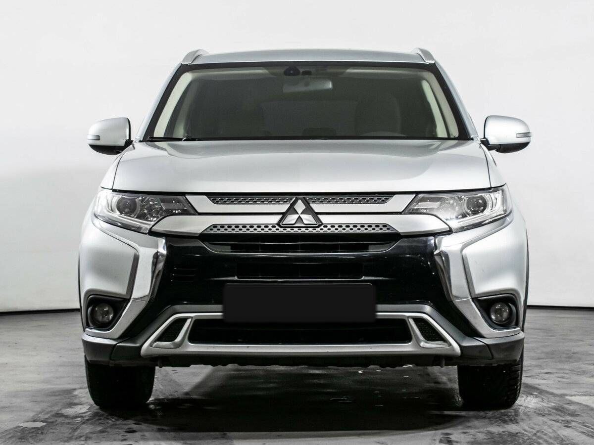 Купить Mitsubishi Outlander III Рестайлинг 3, 2018, 175 000 км, фото №2