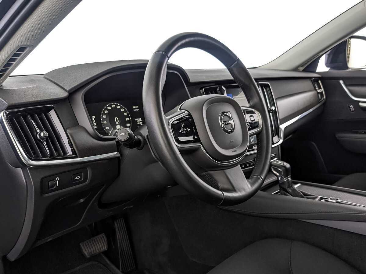 Купить Volvo V90 Cross Country, 2019, 48 092 км, фото №13