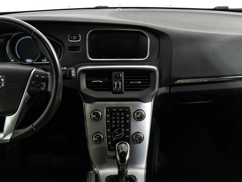 Купить Volvo V40 Cross Country, 2019, 68 202 км, фото №14