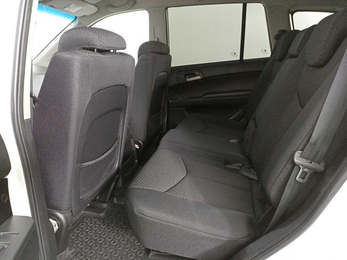 Купить SsangYong Kyron 6-speed, 2013, 111 412 км, фото №12