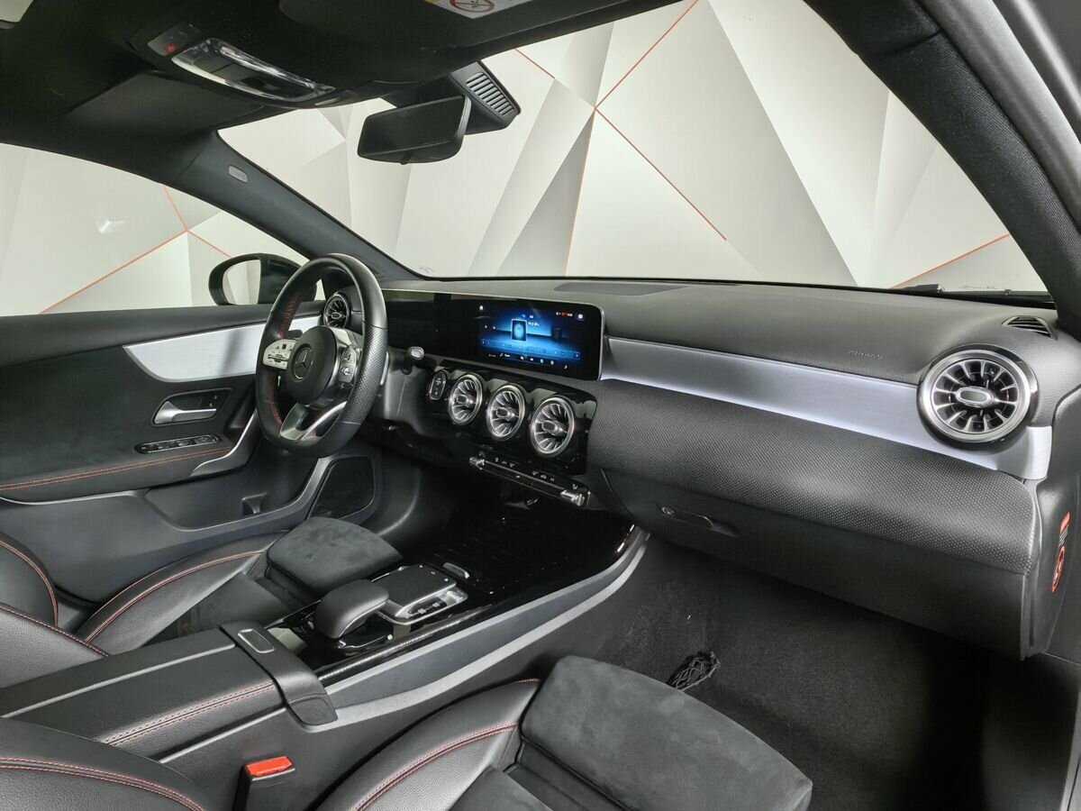 Купить Mercedes-Benz A-Класс 220, 2019, 26 752 км, фото №9