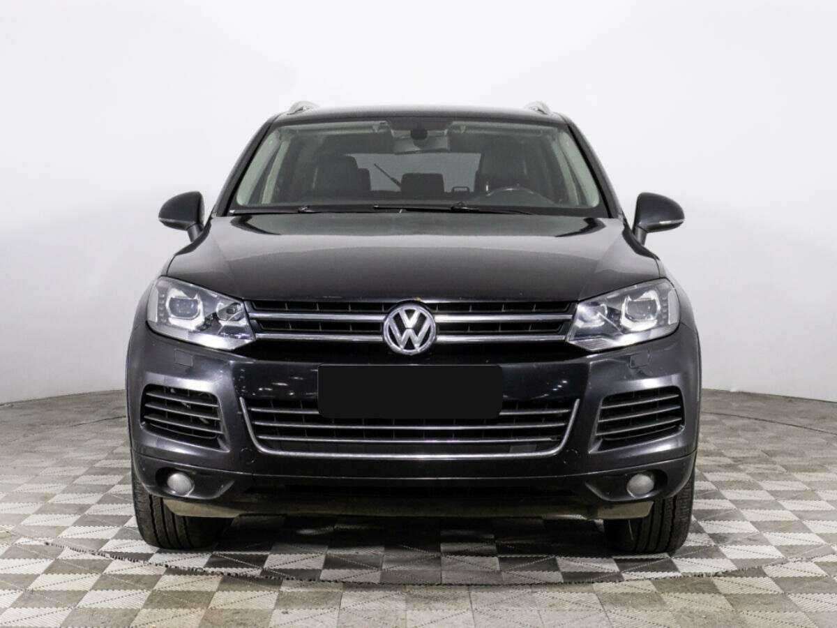 Купить Volkswagen Touareg, 2011, 331 380 км, фото №2