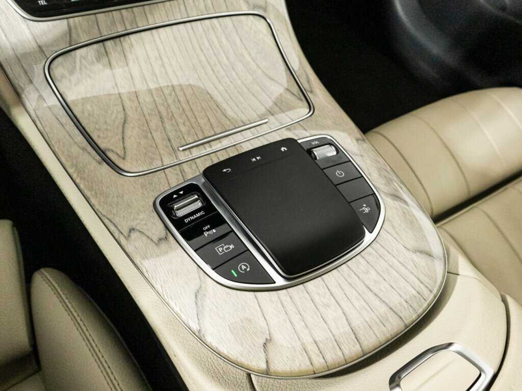 Купить Mercedes-Benz E-Класс 200, 2021, 24 990 км, фото №19