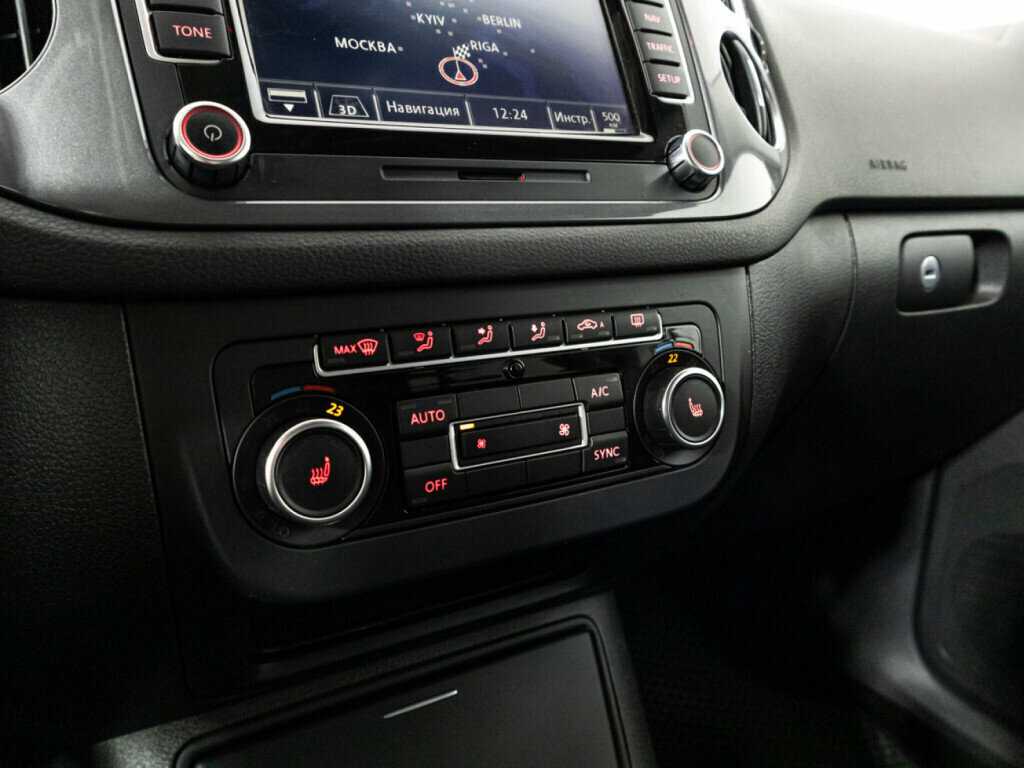 Купить Volkswagen Tiguan, 2014, 163 373 км, фото №17