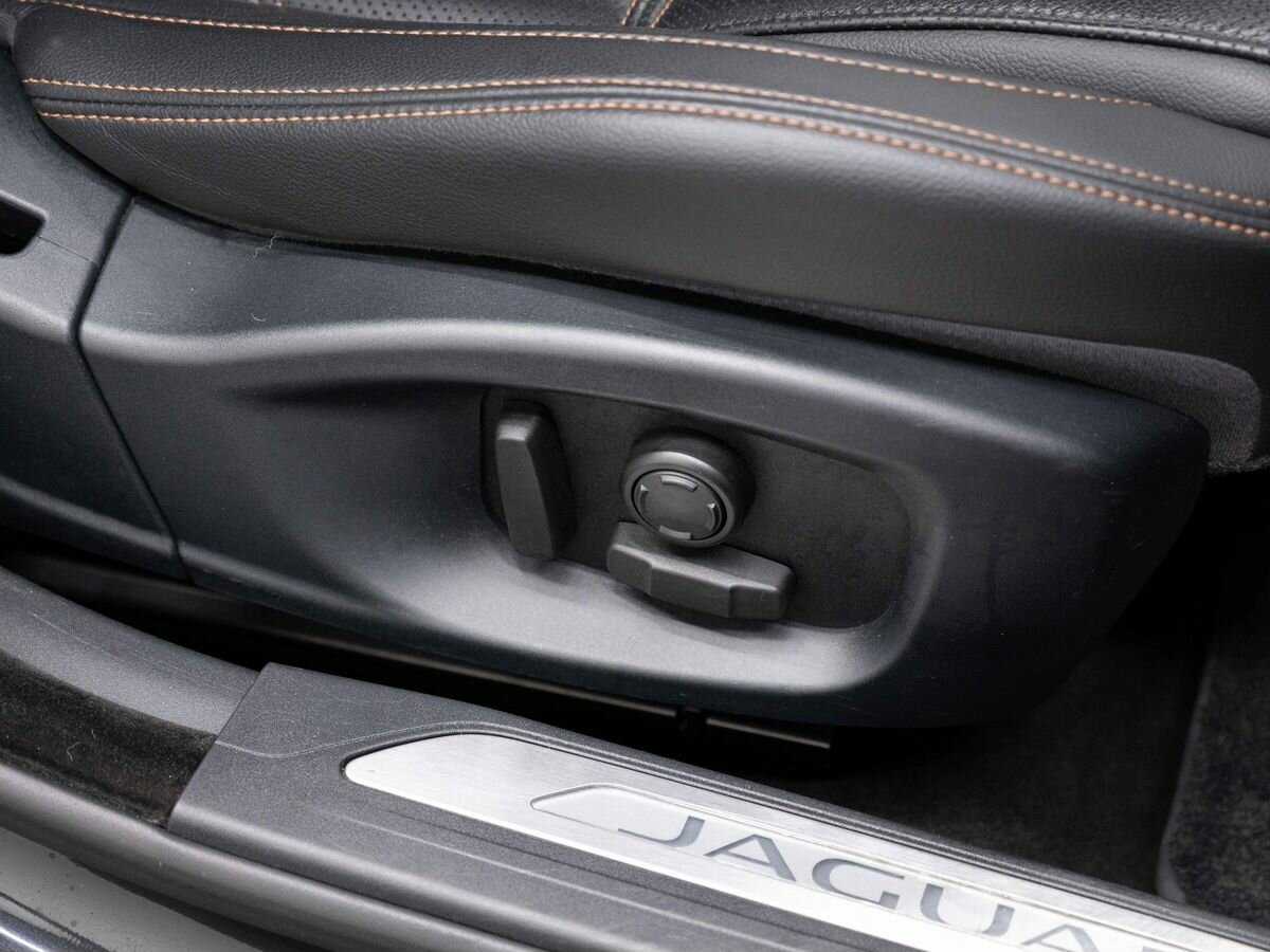 Купить Jaguar XE, 2016, 291 920 км, фото №13