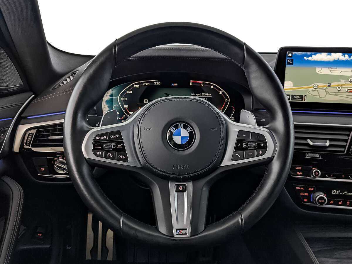 Купить BMW 5 серии 530d xDrive, 2021, 57 707 км, фото №16