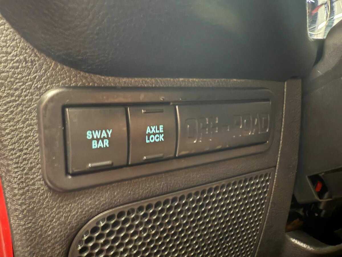 Купить Jeep Wrangler, 2011, 57 037 км, фото №12