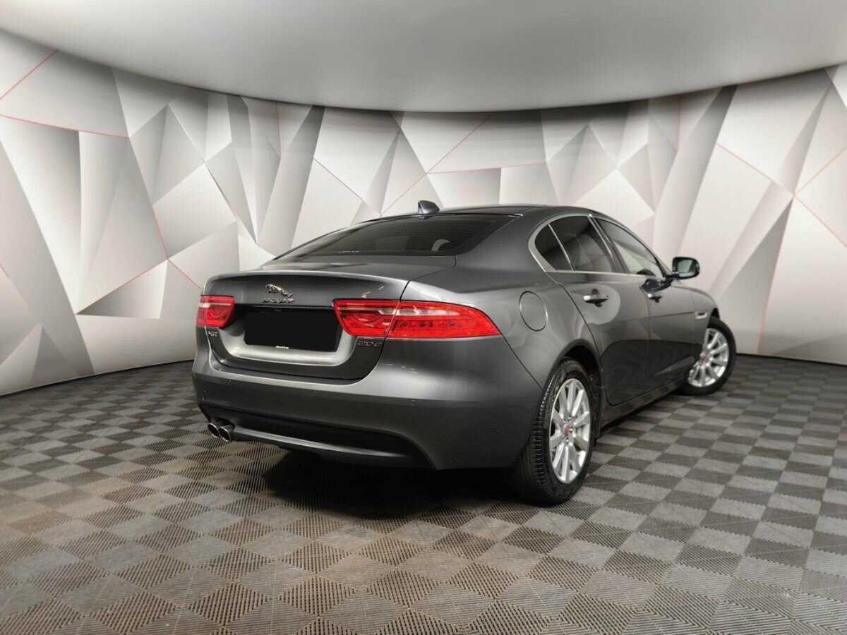 Купить Jaguar XE, 2018, 135 678 км, фото №2