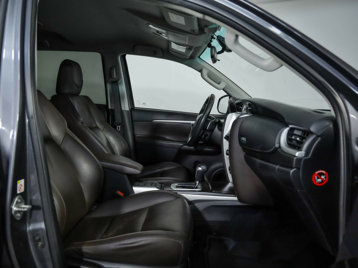 Купить Toyota Fortuner II, 2017, 126 805 км, фото №29