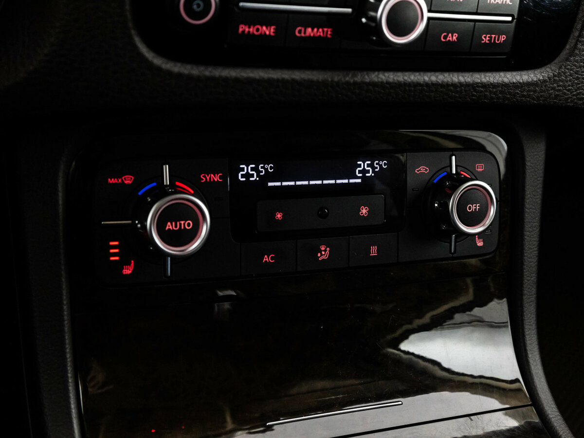 Купить Volkswagen Touareg II, 2012, 294 737 км, фото №13