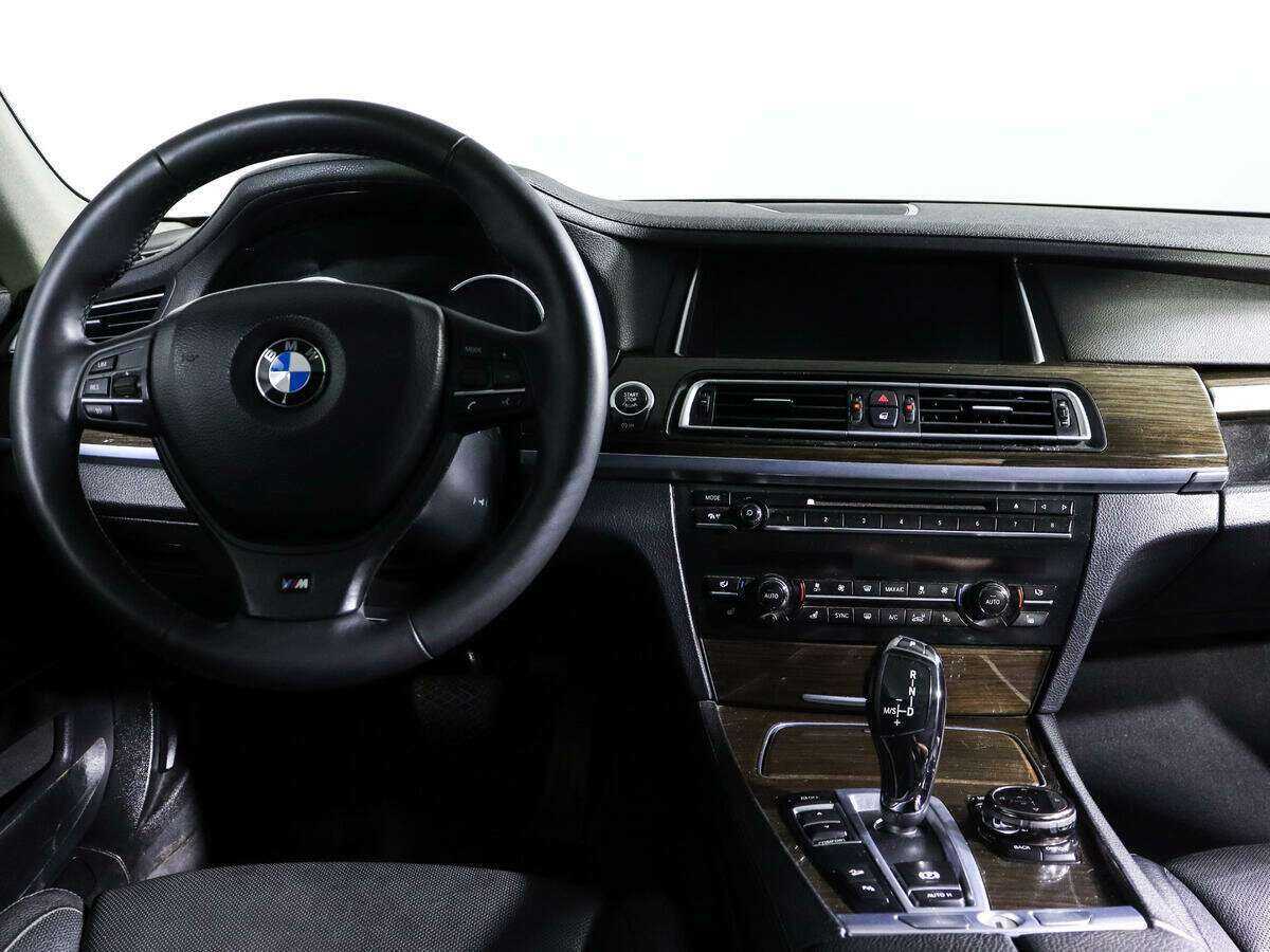 Купить BMW 7 серии Long 740Li xDrive, 2013, 176 593 км, фото №9