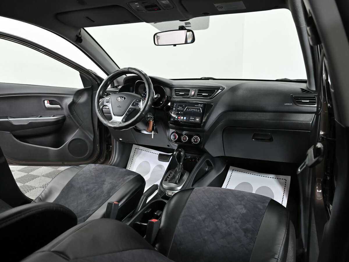 Купить Kia Rio, 2017, 156 000 км, фото №5