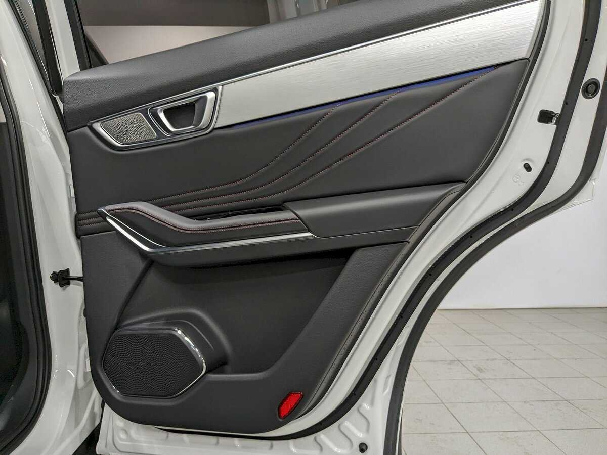 Купить FAW Bestune T99, 2023, 50 км, фото №20