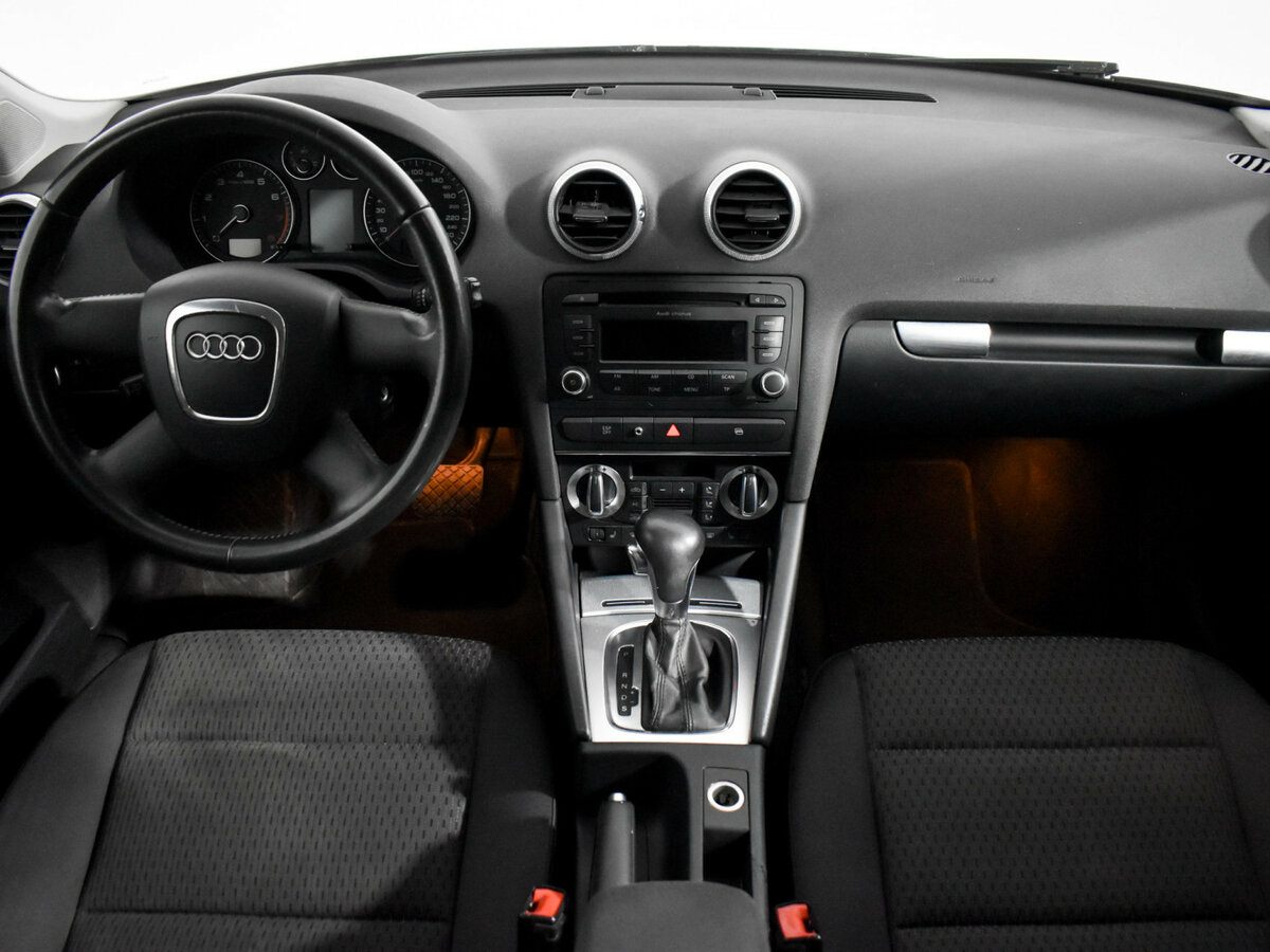 Купить Audi A3 Sportback II (8P) Рестайлинг 2, 2009, 102 000 км, фото №12