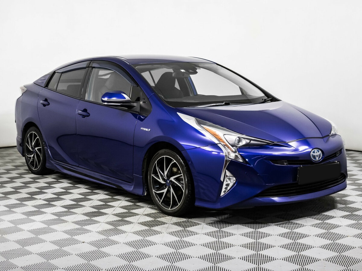 Купить Toyota Prius IV (XW50), 2016, 175 233 км, фото №3